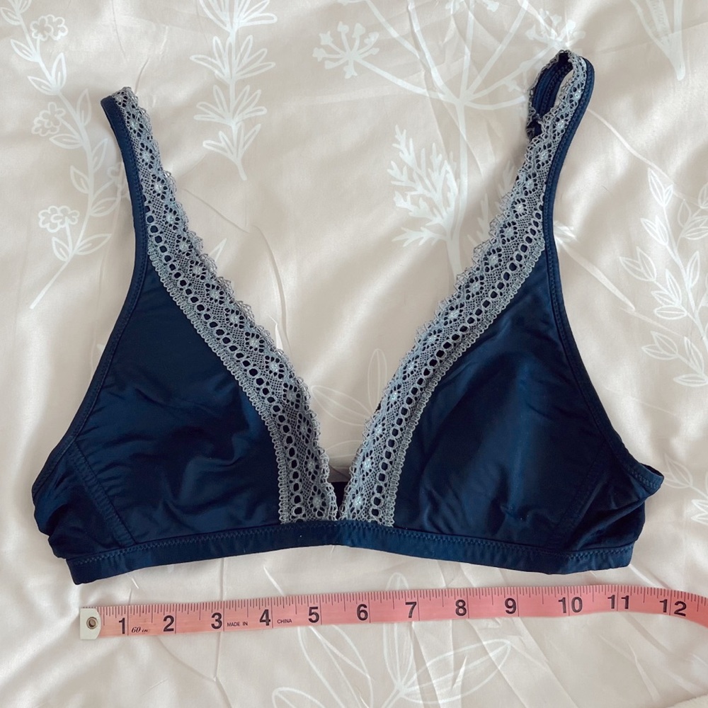 CALVIN KLEIN Lace Trim Navy Bralette